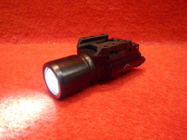 SUREFIRE X300タイプLEDウェポンライト(260)...:mokei-paddock:10007927