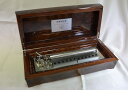 リュージュ REUGE 144弁3曲入りオルゴール アンボイナこぶ材 R5754-000【送料無料】