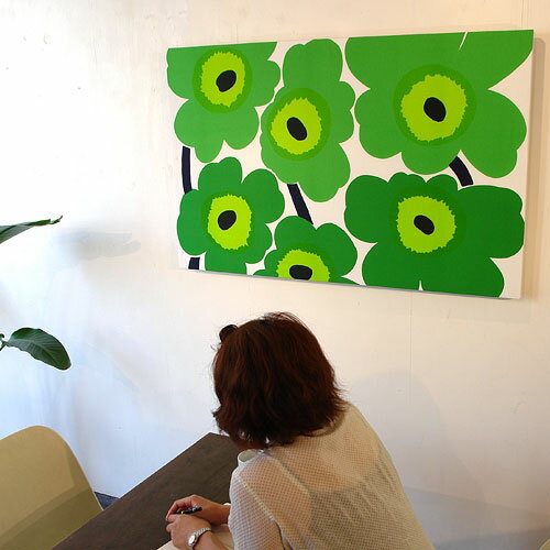 ファブリックアートパネル（類語/ファブリックパネル,ファブリックボード）　マリメッコ/marimekko　UNIKKO/GREEN　1200×750mm【smtb-k】【w3】【smtb-TD】【saitama】【楽ギフ_包装選択】【楽ギフ_のし宛書】【楽ギフ_メッセ入力】【送料無料】北欧アートのマリメッコをファブリックパネルにしました。結婚祝,新築祝に最適♪