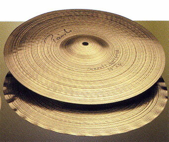 The Paiste Line Signature Sound Edge Hi-Hat：15”Top