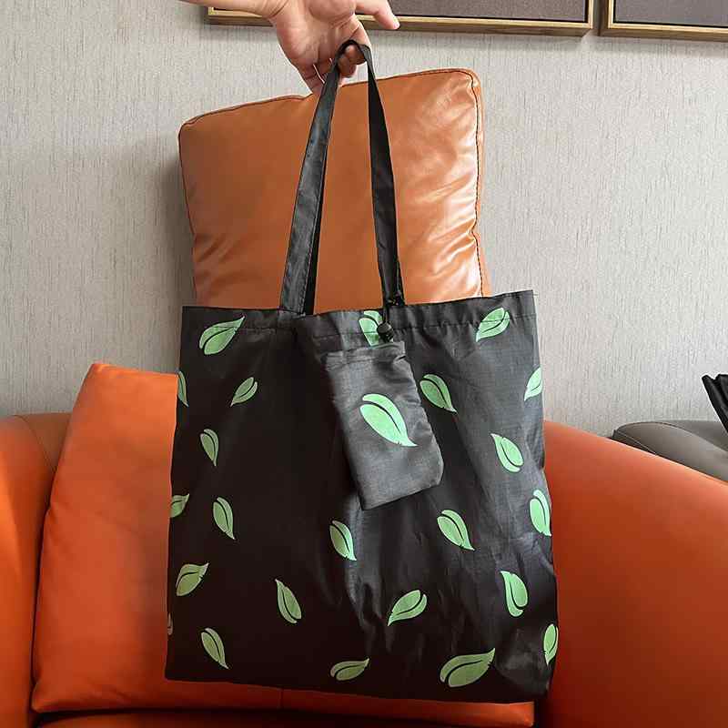 エコバッグ 男女兼用 韓国風 大容量 折りたたみ コンパクト オックスフォード生地 買い物 ショッピング 収納 スーパー コンビニ 手提げ トート 展示会 広告 販促品 ノベルティ 景品 イベント(x500)