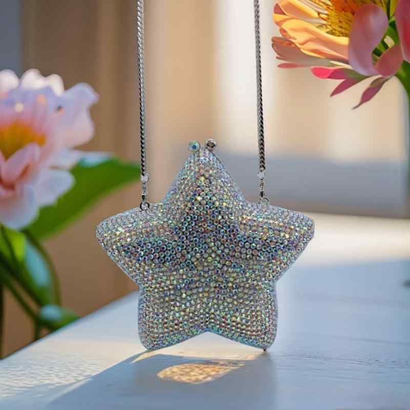 クラッチバッグ レディース 厳選 星形 ジルコニア キラキラ ハードタイプ パーティー 結婚式 二次会 フォーマル イブニング 手持ち