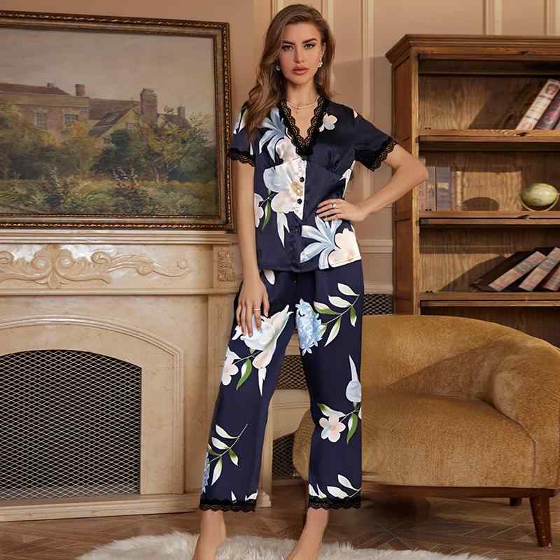 パジャマ レディース 半袖 ロングパンツ 上下セット フェイクシルク シルクタッチ ルームウェア 部屋着 リラックスウェア Vネック 薄手 軽量 接触冷感 春夏 快適 ゆったり おうち時間 ホテル 旅行