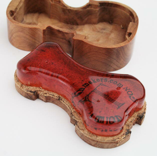 おシャレな　バイオリン型枠のようなケース　松脂製造メーカー　THORVALDSSON　木箱入り　高級松脂　バイオリン・ビオラ・チェロに