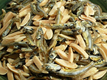 いりこアーモンド1kg【業務用】【南風堂】小魚（ごまいりこ）とアーモンドのミックスカルシウ…...:nanpudou:10000045