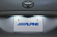 ＜予約順＞ALPINE アルパイン LED付 アルパインナビ専用リアカメラ(エスティマ用取付キット付 白) LED-C90D-ES-W