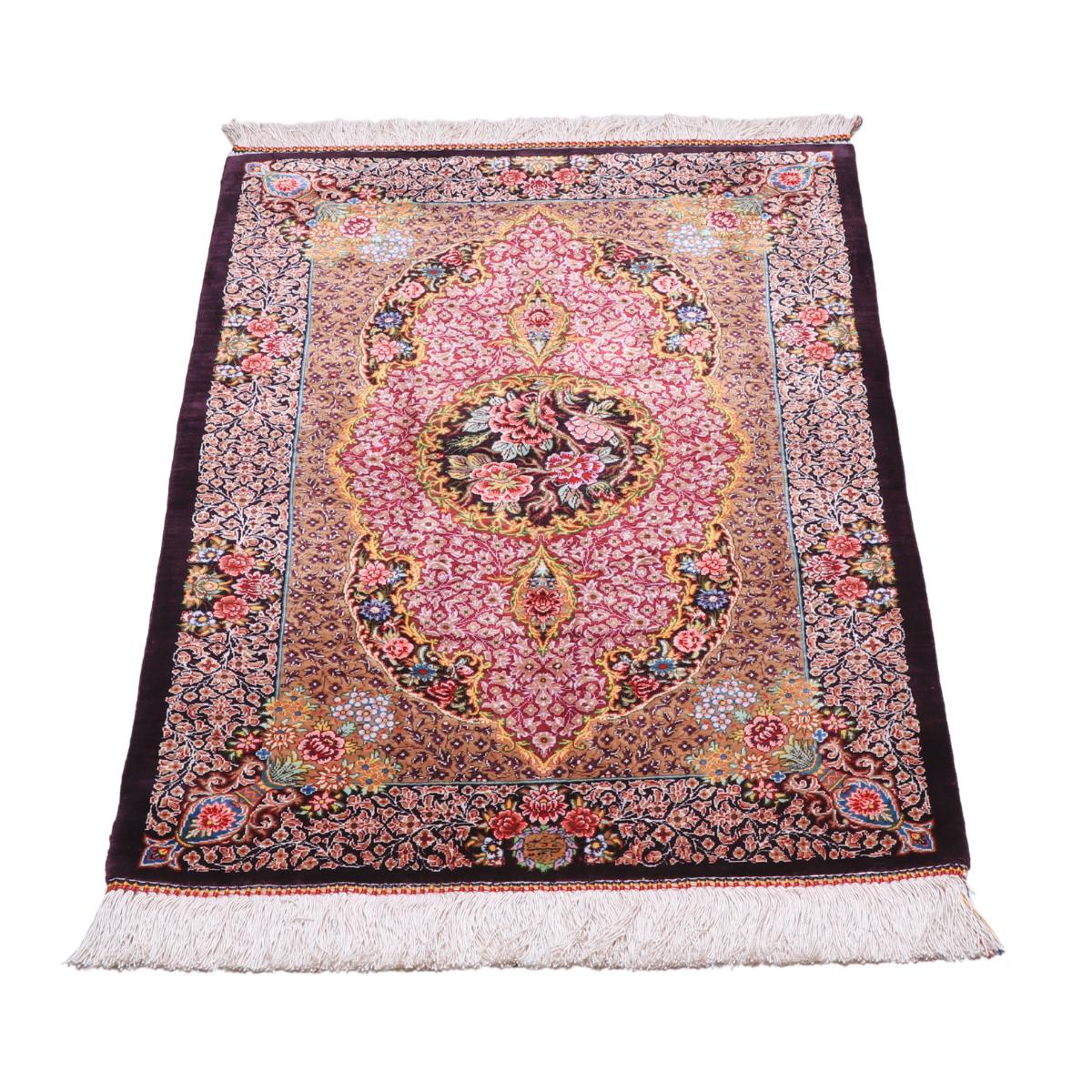 ペルシャ絨毯 イラン製 85×59cm 手織り 天然 シルク100% 長方形 草木染 高級 ナチュラル 北欧 ラグ 絨毯 マット ラグマット カーペット 床暖房対応 ホットカーペット対応 （FN-70291）