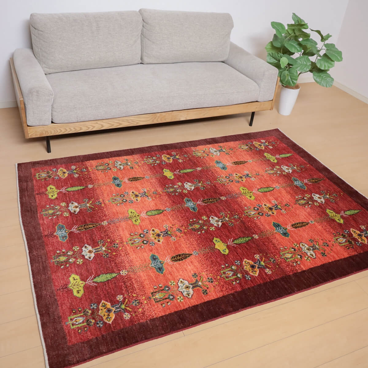 ギャッベ イラン製 リビングサイズ 204×148cm 手織り 天然 ウール100% 長方形 草木染 おしゃれ かわいい モダン ナチュラル 北欧 ラグ 絨毯 マット ラグマット カーペット ギャベ 床暖房対応 ホットカーペット対応 （HL-11801）