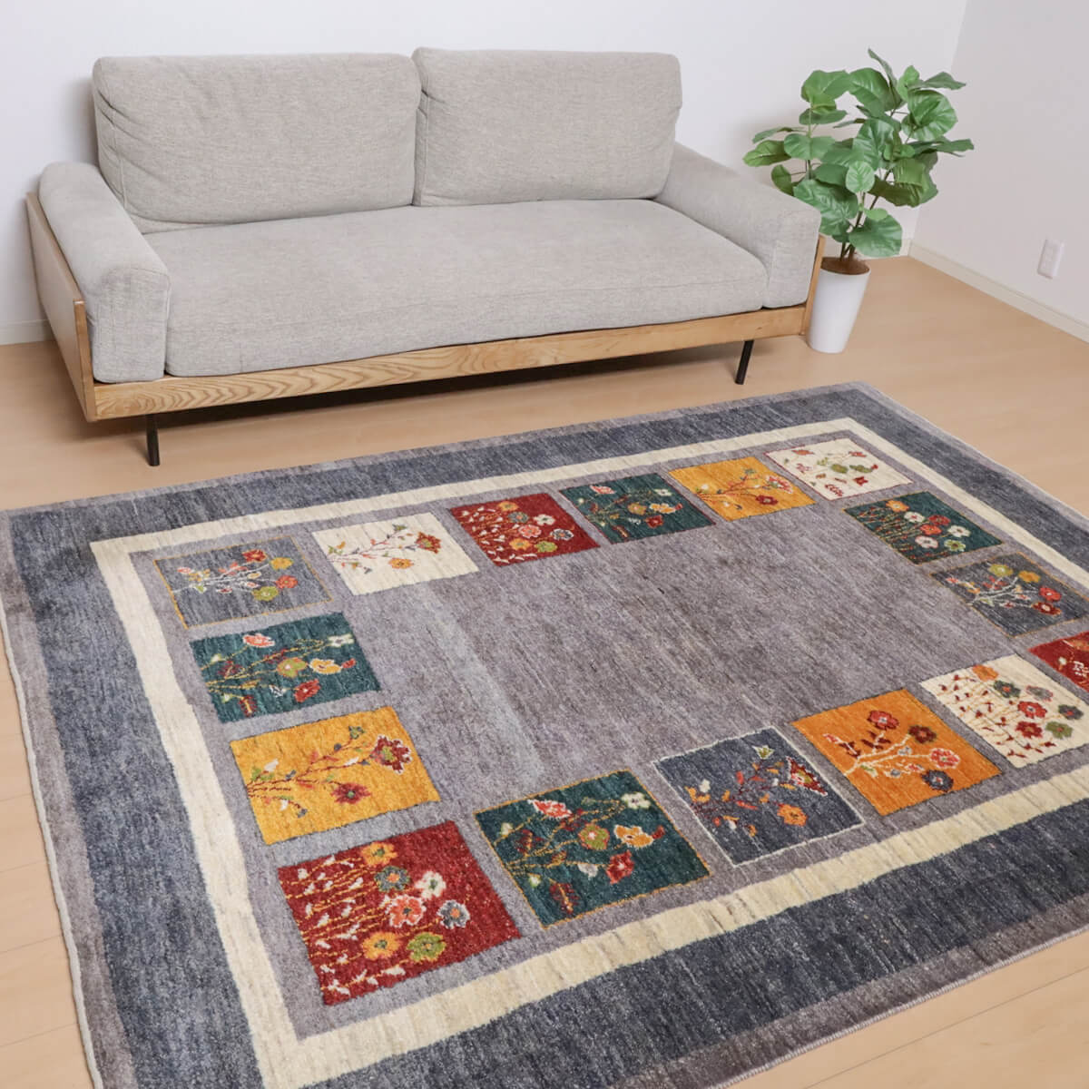 ギャッベ イラン製 リビングサイズ 236×176cm 手織り 天然 ウール100% 長方形 草木染 おしゃれ かわいい モダン ナチュラル 北欧 ラグ 絨毯 マット ラグマット ギャベ 床暖房対応 ホットカーペット対応 （HL-12046）