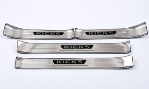キックス KICKS e-POWER 専用 スカッフプレート 2色有り 日産車用 外装 ドレスアップ カスタム パーツ アクセサリー