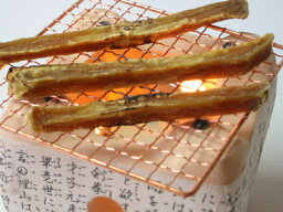 訳あり干し芋 干し焼き芋 国産 干し 芋の訳あり品！こちらのほしいもは角・平・丸 指定不可 スイーツ 訳ありセール 200g×10袋 <strong>おいもや</strong>