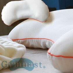 快眠枕ジムナスト4種類のマテリアルを合った部分に詰め込み、快眠を誘います