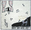 ピアノキャットネコタオルハンカチ猫ちゃん（クリーム）（ピンク） ねこ雑貨 ネコ雑貨 猫雑貨 ねこグッズ ネコグッズ 猫グッズ通販 キャットノアファミリー ピアノ 黒猫 　ノアファミリー