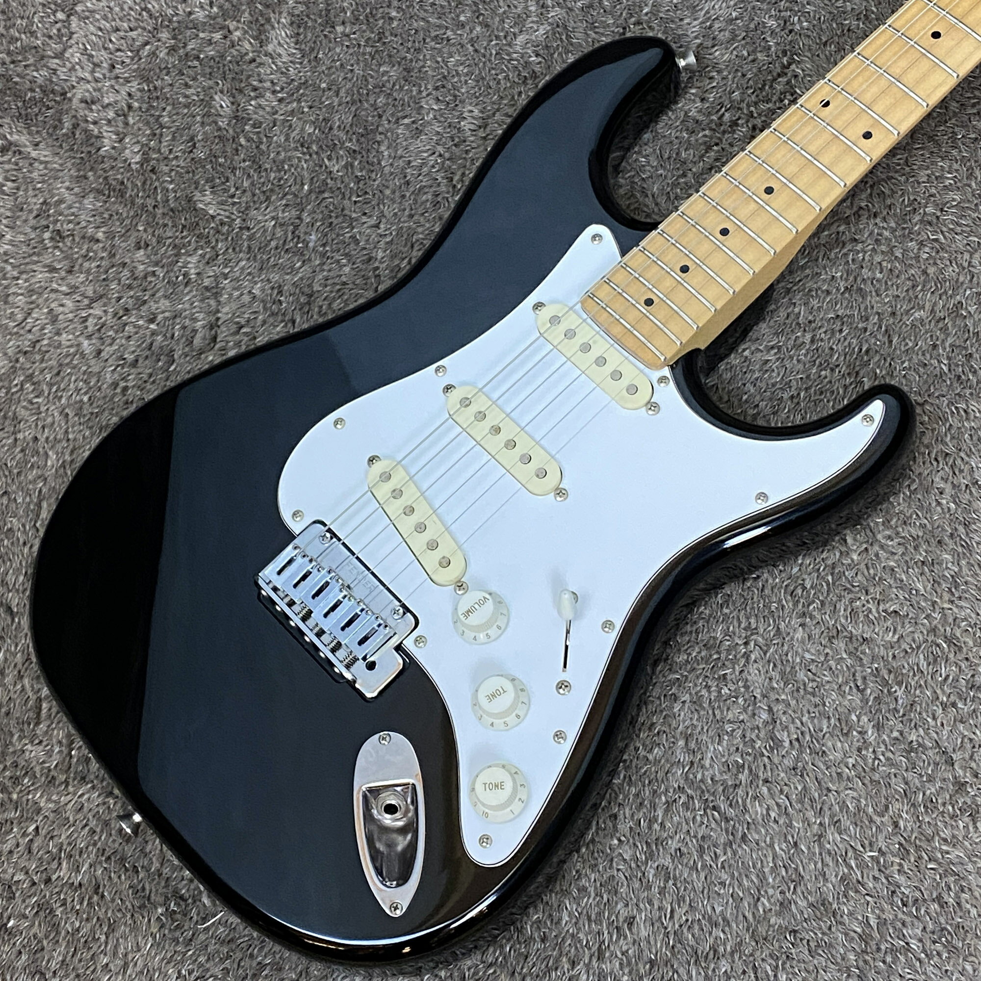 【送料無料】Fender Japan / STM-550G【中古】【楽器/<strong>エレキギター</strong>/Fender Japan/フェンダージャパン/フェンジャパ/STM-60M/<strong>ミディアムスケール</strong>/1985～1986年製】