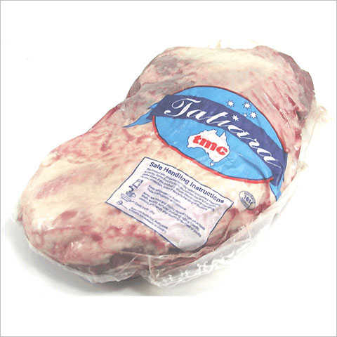 ラムもも肉骨無し約2Kg(凍)不定貫2250円/Kg薄切りにしてジンギスカンに最適、焼肉やシチュー・カレーなど肉料理全対応 ナチュラルラム