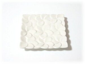 Jenggala ジェンガラ Square Frangipani Plate