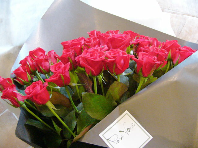 【花 ギフト 花束】【薔薇】バラの花束 選べるカラー！ 誕生日・記念日・結婚祝い・還暦のお祝いなどのプレゼントに！【フラワーギフト】po【0603superP10】【RCPsuper1206】