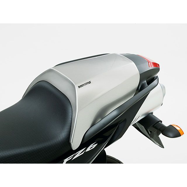 ボディースタイル シートカバー YAMAHA FZ6 2004-2008 / FZ6 Fazer 2004-2007 未塗装 FZ6 FZ6 Fazer bds_6518721