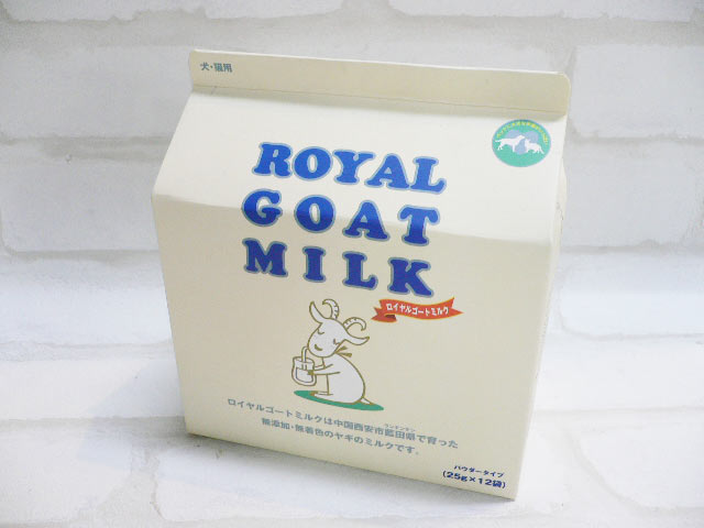 【長期欠品中】ROYAL GOAT MILK　ヤギミルク パウダー　やぎ　300g（25g×12袋入り）　子犬・授乳期〜シニアまで