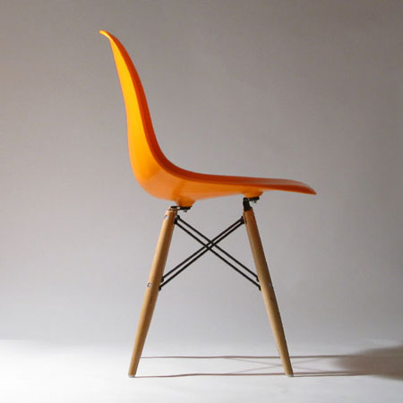 イームズデザイン DSWチェア(チャールズ&レイ・イームズ/Charles and Ray Eames/Dining Side-chair Wood base/サイドチェア)