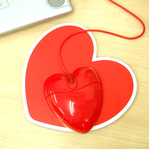 【あす楽18時まで】 Heart Mouse&Pad set 《1R-016》[ハート マウス＆パッド セット] (S)プレゼントに人気！ハート型がパソコン周りを華やかに♪