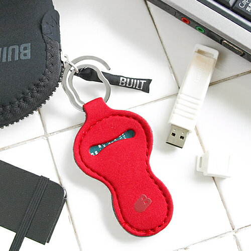 【送料80円メール便OK】 BUILT　USB メモリースティック ホルダー Peanut Memory Stick Holder (S)