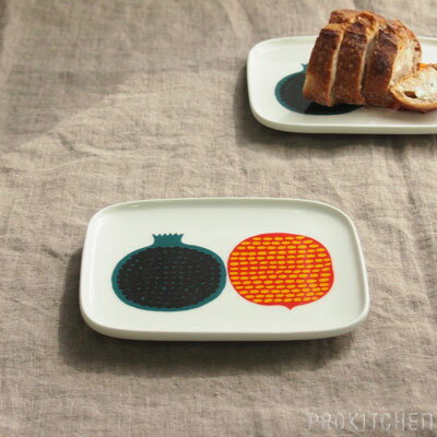 マリメッコ （marimekko） プレート 15×12cm KOMPOTTI （コンポッティ ）  2014年3月11日12時半〜　再入荷分販売します！マリメッコ　marimekko プレート 15 × 12cm KOMPOTTI コンポッティ　