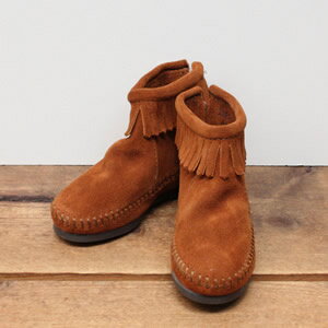 _MINNETONKA(ミネトンカ)キッズ バックジッパーブーツ Brown #2282KIDS BACK ZIPPER BOOTS /キッズ【正規品】【41%OFF!!】MINNETONKA(ミネトンカ):MINNETONKAのキッズモデルが入荷しました！