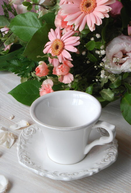 カップ＆ソーサー・ホワイト　9624【H】お揃いで陶器ティーカップ・陶器コーヒーカップ・陶器ボール・陶器デザートプレートもあります。
