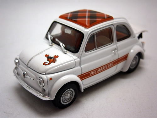 1/43scale ジール Zi:L Fiat Abarth 695SS assetto corsa Bianco con tetto scozzese フィアット アバルト