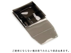 落ちたたんで収納可能