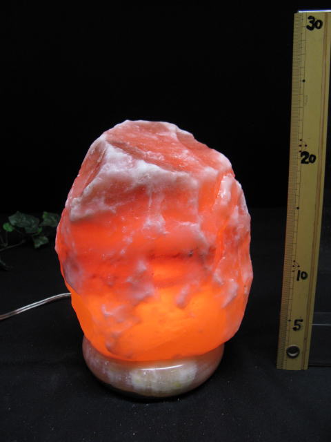 岩塩ランプ【ソルトランプ】HM　3013　（ヒマラヤ岩塩仕様　台座：天然石オニキス）