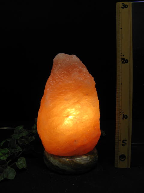 岩塩ランプ【ソルトランプ】SS-21　（ヒマラヤ岩塩仕様　台座：天然石オニキス）