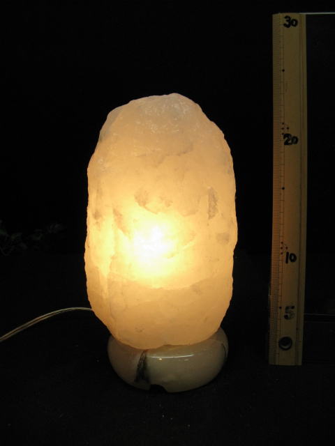 ホワイト岩塩ランプ【ソルトランプ】　906　（ヒマラヤ岩塩仕様　台座：天然石オニキス）