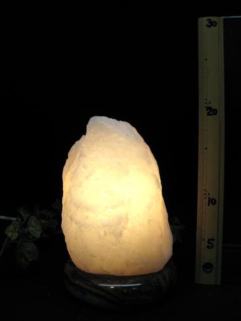 ホワイト岩塩ランプ【ソルトランプ】　916　（ヒマラヤ岩塩仕様　台座：天然石オニキス）