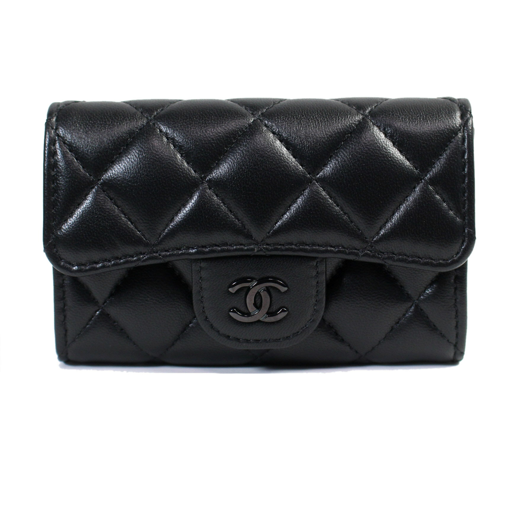 美品 シャネル マトラッセ ソーブラック ラムスキン カードケース AP0214【中古】10798