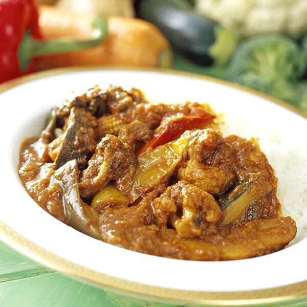香辛料が食欲を誘う、夏野菜を使ったピリ辛インド風カレー　
こだわりの野菜カレー（中辛）【リーガロイヤルホテル】 