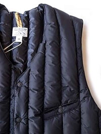ロッキーマウンテンRockyMountainFeatherbedSixMonthVestロッキーマウンテンインナーダウンシックスマンスVネック