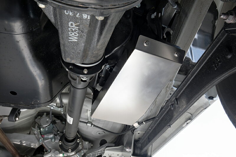 JAOS キャニスターガード ジムニー JB64系　B274513