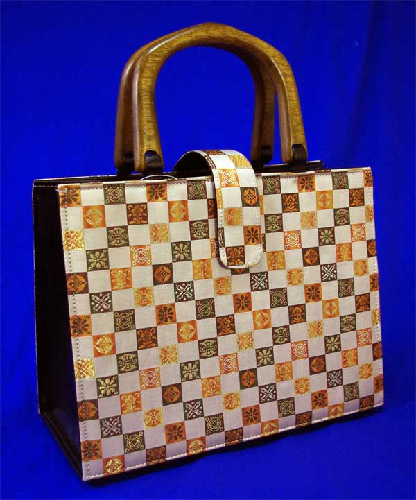 ϤȤäХåǤƻƻѡƥ˺Ŭʥ˻ȤʤʥХåǤ礭ΥХåǤǼ롡ϥХå