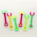 ☆景品 おもちゃ☆ メカロボハンド 50個セット(1個あたり36円)【お祭り 景品 イベント用品 子供会 縁日 おもちゃ 夏祭り マジックハンド お子様ランチ】 3Q.3