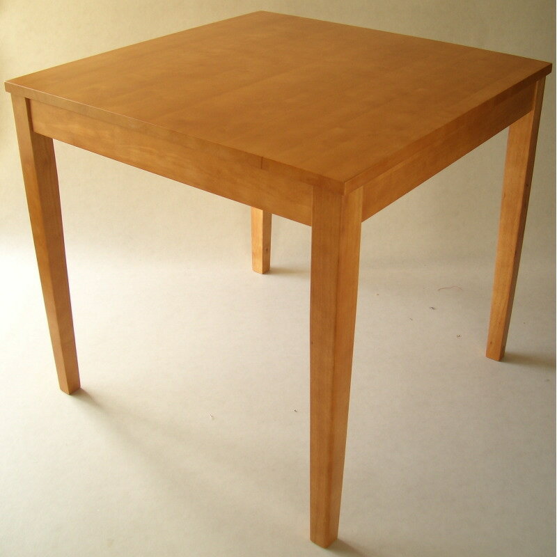 【木製ダイニングテーブル（75x75cm）】正方形のスタンダードでシンプルなテーブルです♪(参考:送料無料デスクライトブラウン茶色ウッド机つくえ2人用二人用激安いセール%OFF家具激安最安楽天)