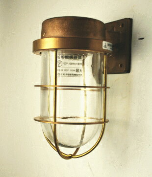 【マリンランプ】2号フランジライト ゴールド【ガーデンライト】ナチュラル＆カントリーテイストなエクステリアで定番の真鍮製ガーデンライト。日本製で安心の船舶用照明。