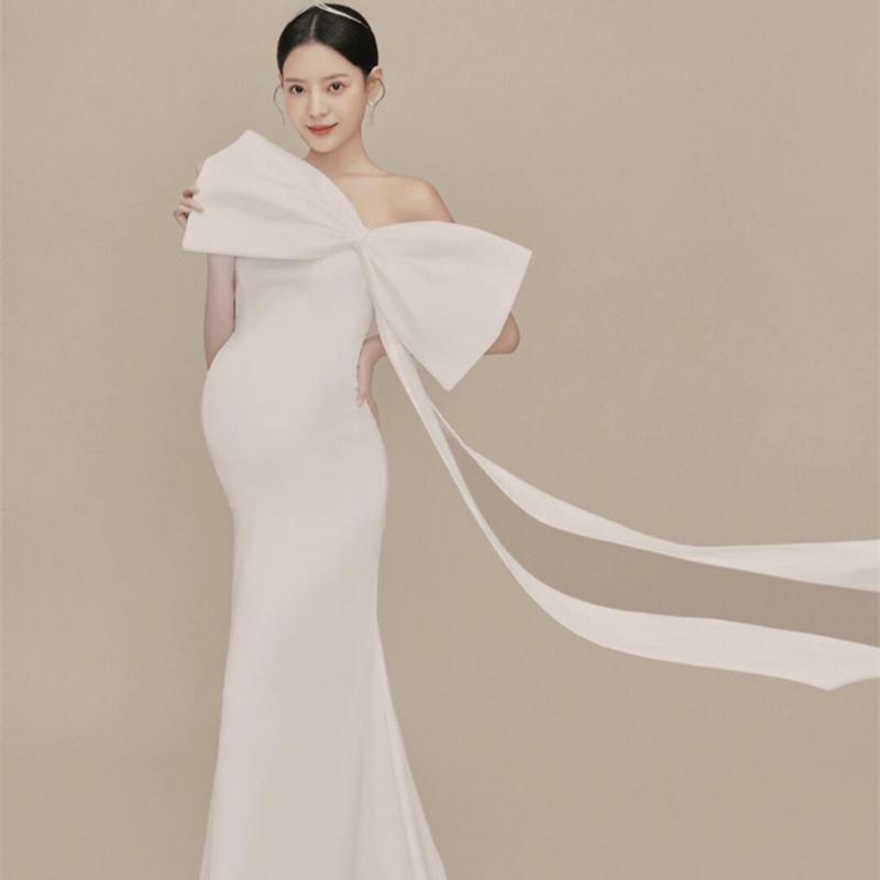 マタニティ フォト 衣装 おしゃれ 記念 写真 スタジオ さわやか ストラップレス 魅惑 ドレス ママ アート フリーサイズ ホワイト リボン