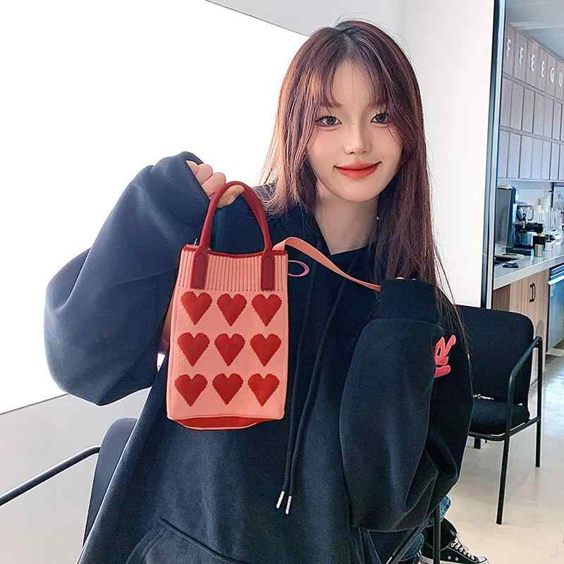 ニット ウール ショルダーバッグ かわいい ガーリー 韓国 バッグミニ 携帯電話 バッグ ラブ クロス バッグ 小さい バッグ ハンドバッグ パウダー