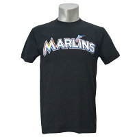 MLB マイアミ・マーリンズ Wordmark Tシャツ - 
チームワードマークがデザインされた定番ファンアイテムが新入荷！！
