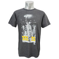 Majestic NBA レイカーズ コービー・ブライアント ファイナル シーズン Tシャツ - 
コービー・ブライアント選手引退記念Tシャツが新入荷！貴重な一枚です！	
