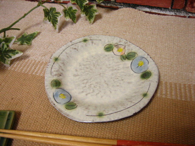 【今だけ特別価格！！】線彫り模様椿シリーズ銘々皿