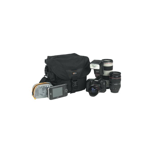 Lowepro XeX|[^[D200AW [[v V_[obO]