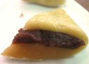 大福城「とちもち（つぶ餡入）」生地にとちの実を使ったつぶ餡入の甘くて美味しい山形県庄内の和菓子です